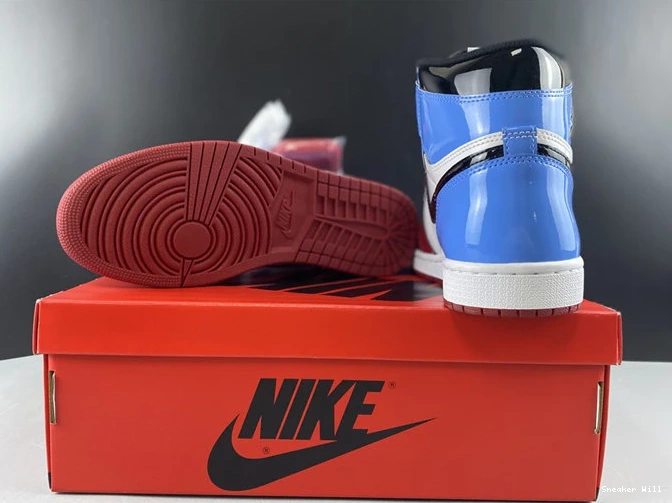 Chicago ModernLook Fearless CK5666-100 518 UNC Jordan1 0522